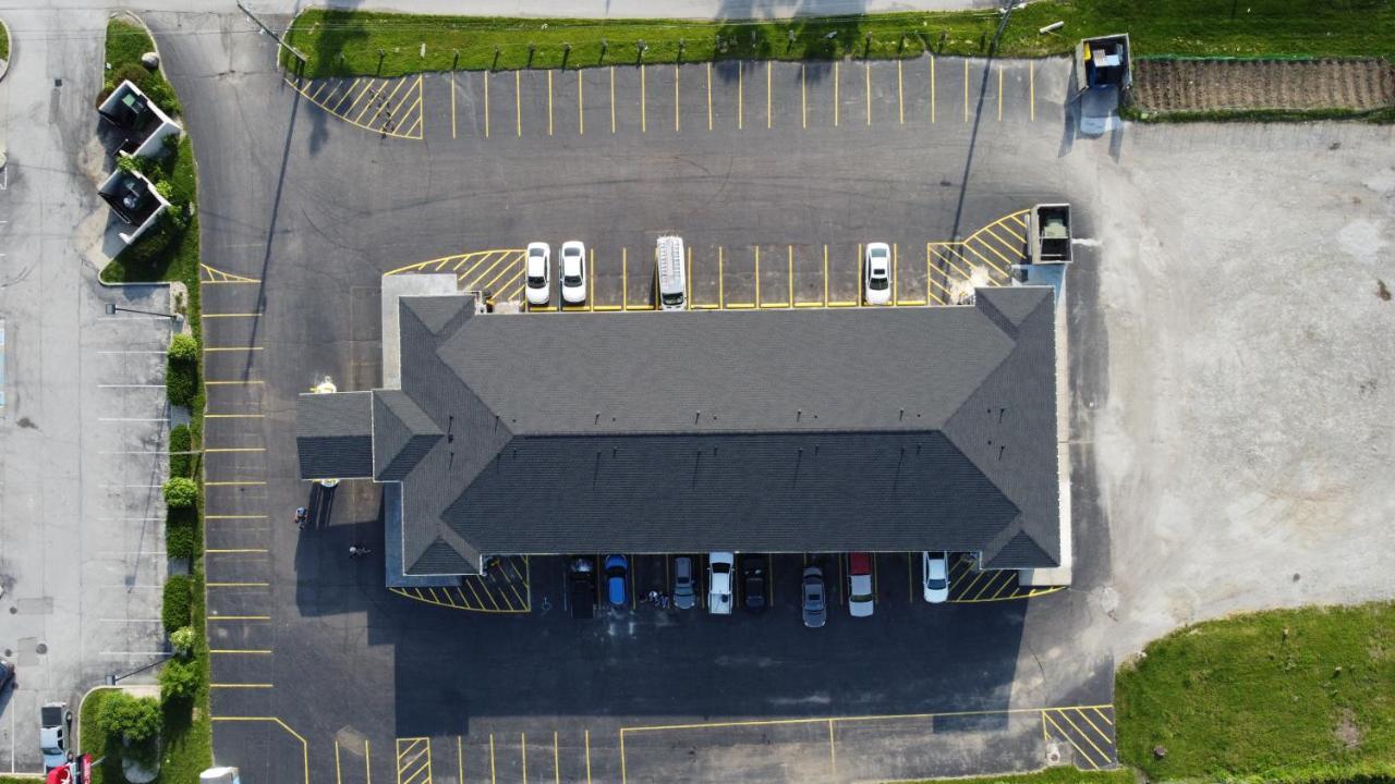 Days Inn By Wyndham Indianapolis East Post Road Екстериор снимка